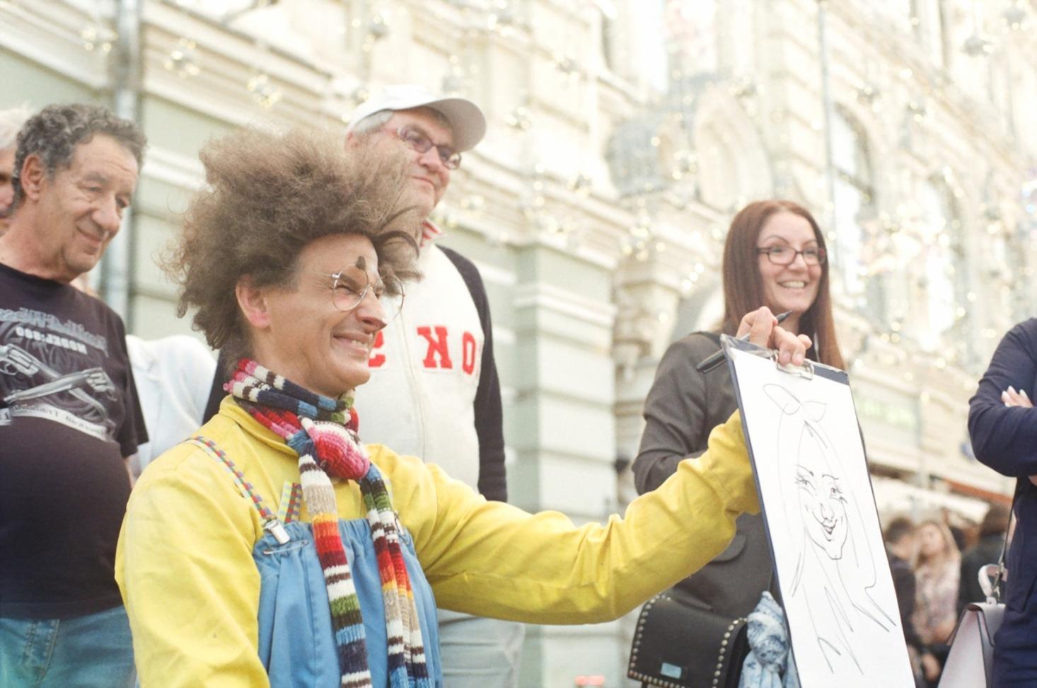 Ambiente di lavoro del team norexalvipo durante una sessione di disegno collaborativo